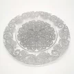 Lacy üvegből készült dísztányér ezüst színű csipkés díszítéssel, Ø 32 cm