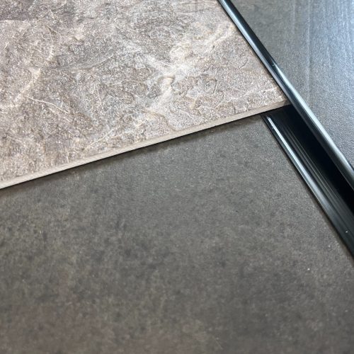U profil, aluminium, 3 mm-es falpanelhez, 5x3x2900 mm - Fekete